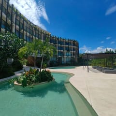 M GARDENS II 006