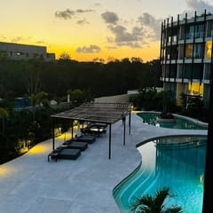 M GARDENS II 127