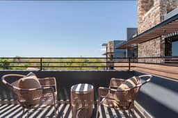 Tu Paraíso Flotante: Penthouse, Terraza & Pool - Image 5