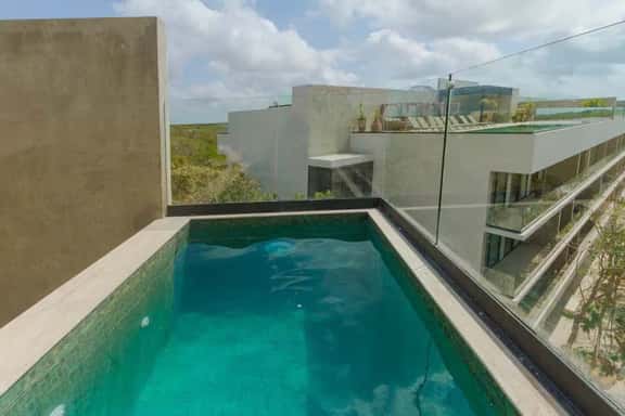 TUK AGUA 313 - Image 1
