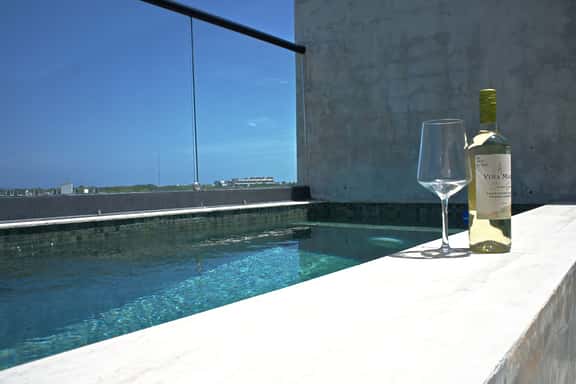 Estudio Honeymoon con piscina privada - Image 1